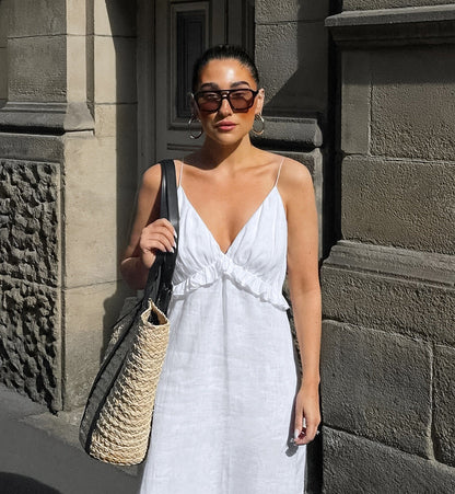 Lamoderoyale™ | Volan Detaylı Askılı Beyaz Yazlık Elbise