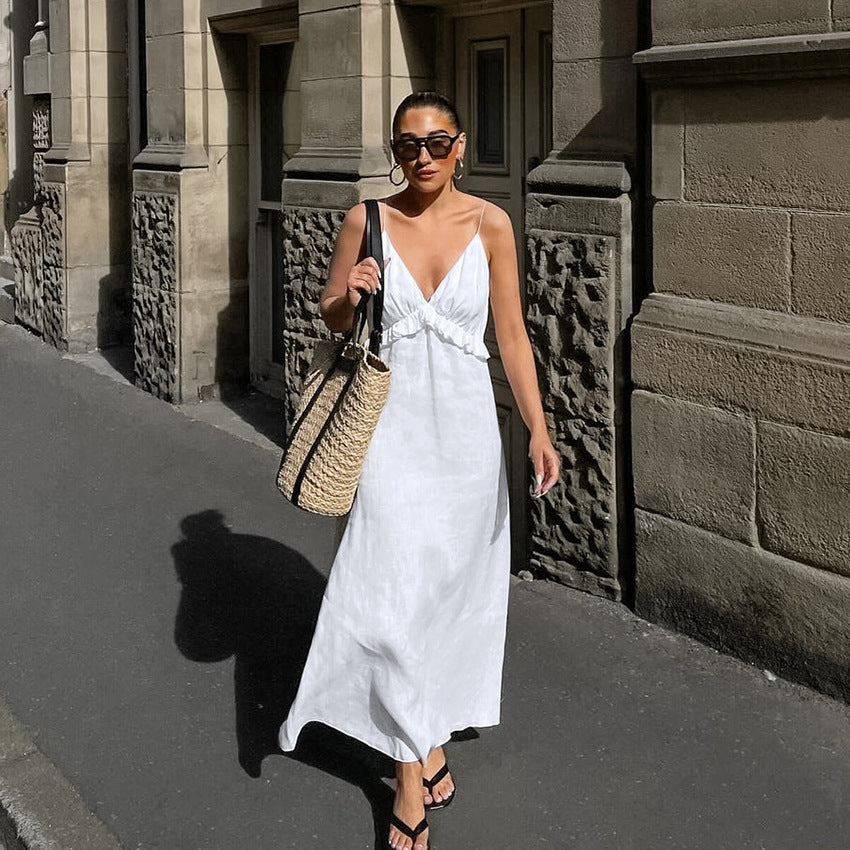 Lamoderoyale™ | Volan Detaylı Askılı Beyaz Yazlık Elbise